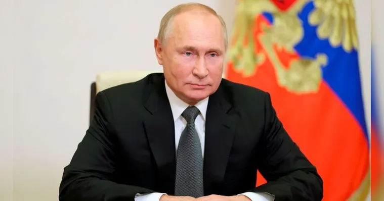 Imagem ilustrativa da notícia Vladimir Putin coloca forças nucleares em alerta de combate