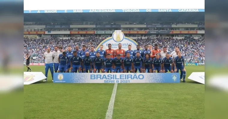 Imagem ilustrativa da notícia Avaí paga salários de setembro e outubro a jogadores