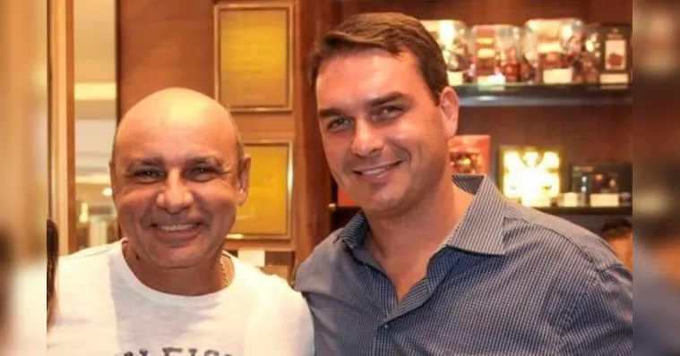 Imagem ilustrativa da notícia Queiroz diz que será campeão de votos apoiado por Bolsonaro