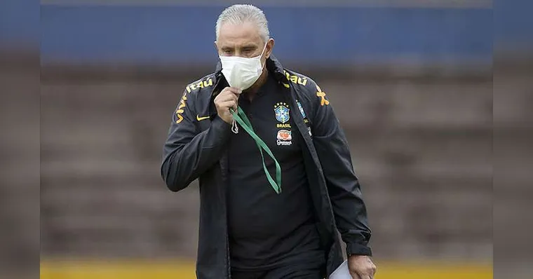 Imagem ilustrativa da notícia Tite acena para entrada de novatos em Brasil x Paraguai