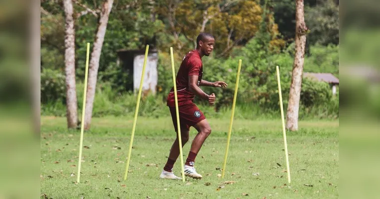 Imagem ilustrativa da notícia Clube do Remo: zagueiro está quase liberado para treino