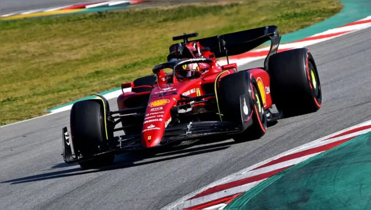 Imagem ilustrativa da notícia F1: Ferrari fica na frente no primeiro dia de testes