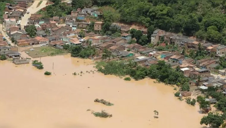 Imagem ilustrativa da notícia Temporais e seca põem quase 400 cidades em alerta no Brasil