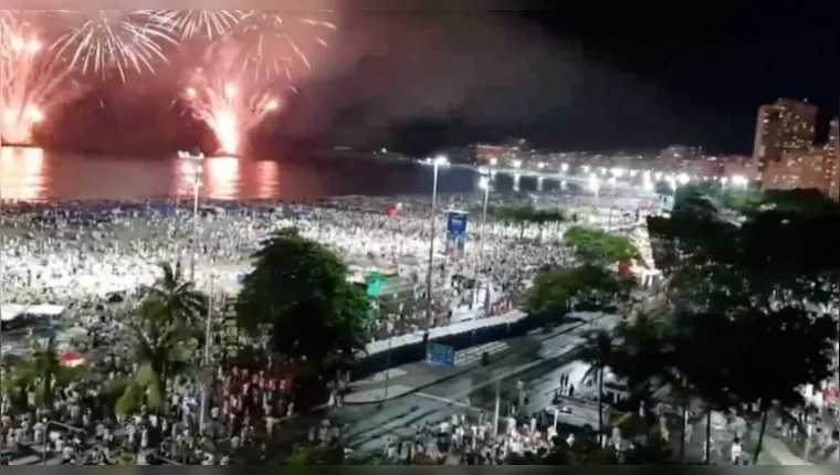 Imagem ilustrativa da notícia Quatro pessoas são esfaqueadas no Réveillon de Copacabana