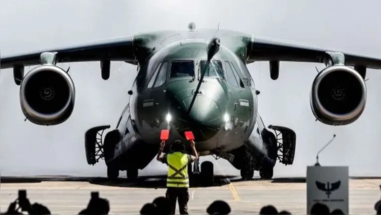 Imagem ilustrativa da notícia FAB
reserva dois aviões para resgatar brasileiros da Ucrânia 