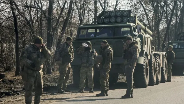 Imagem ilustrativa da notícia Países europeus decidem enviar
armas para ajudar a Ucrânia
