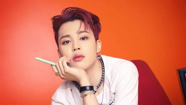 Imagem ilustrativa da notícia Jimin, do BTS, faz cirurgia e está com covid-19