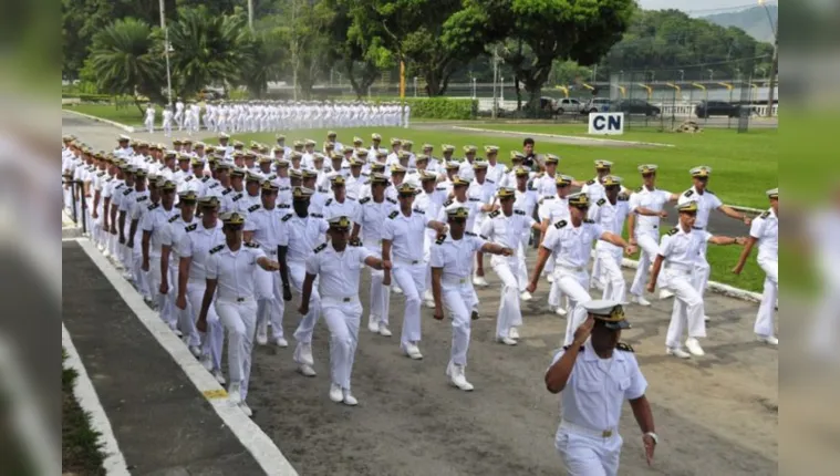 Imagem ilustrativa da notícia Marinha abre quase mil vagas curso de formação de fuzileiros