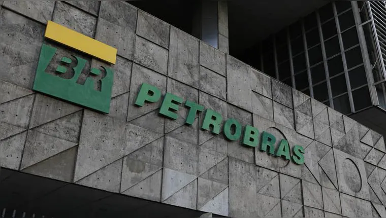 Imagem ilustrativa da notícia Concurso da Petrobras termina hoje: salário R$ 11,7 mil