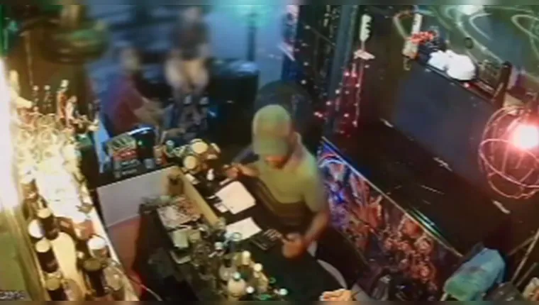 Imagem ilustrativa da notícia Vídeo:
pub no bairro do Marco é alvo de assaltantes
