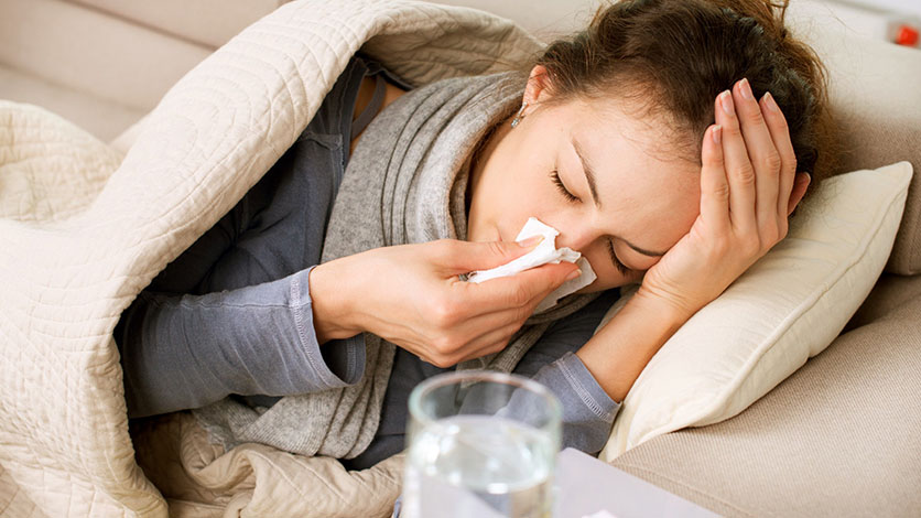 A gripe é uma doença relativamente comum e pouco letal, os sintomas são dor de garganta, tosse, febre ou nariz escorrendo.