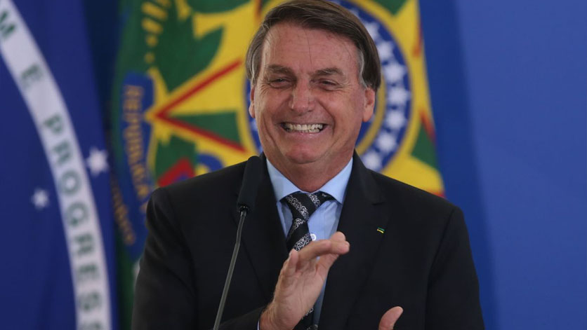 Meta do Governo, de autorizar outorgas para cobrir 70,1% dos municípios brasileiros até o fim do ano, está entre os destaques da coluna Esplanada. 