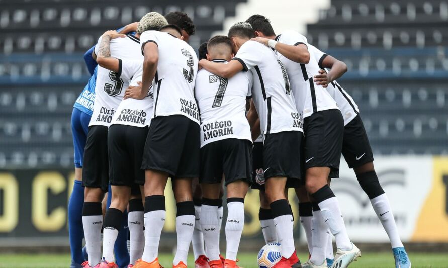 Imagem ilustrativa da notícia:  Corinthians inicia busca pelo 11º título com vitória