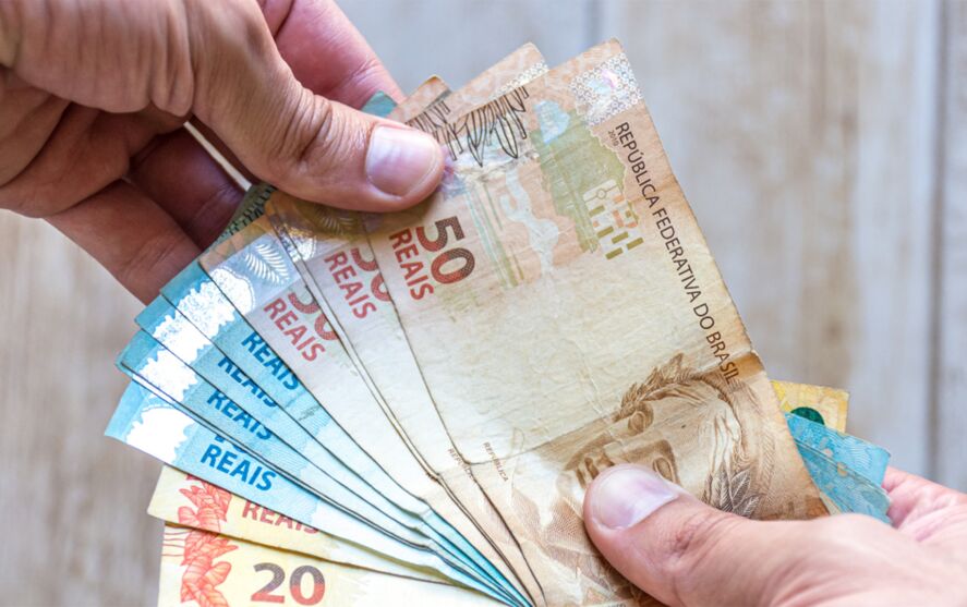 Imagem ilustrativa da notícia: Salário mínimo será de R$ 1.212 a partir de 1º de janeiro