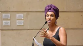 Marielle Franco, vereador do Rio, vítima de violência política contra mulheres.