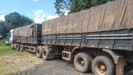 O caminhão, tipo bitren, vindo de São Félix do Xingu com destino a Barcarena, foi retido pela Sefa