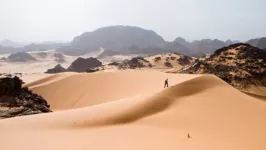 Sensores a bordo de dois satélites registraram um material perto da costa do Nordeste brasileiro.