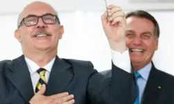 Imagem ilustrativa da notícia Ex-ministro Milton Ribeiro dispara arma em aeroporto 