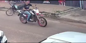 Momento em que o acusado furta a moto em Jacundá