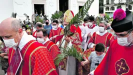 A celebração dos católicos para a Páscoa iniciou no Domingo de Ramos, dia 10 de abril