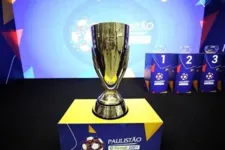Nas quartas de final, os duelos serão disputados no formato de jogo único, com a vantagem de jogar em casa para o primeiro colocado de cada grupo