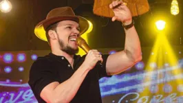 Thiago Costa usou as redes sociais na tarde desta segunda-feira (11) para anunciar seu primeiro show na capital paraense