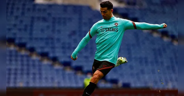 Imagem ilustrativa da notícia Video: CR7 vira esperança de Portugal contra a Turquia