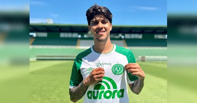 Imagem ilustrativa da notícia Paraense Betinho é oficialmente apresentado na Chapecoense