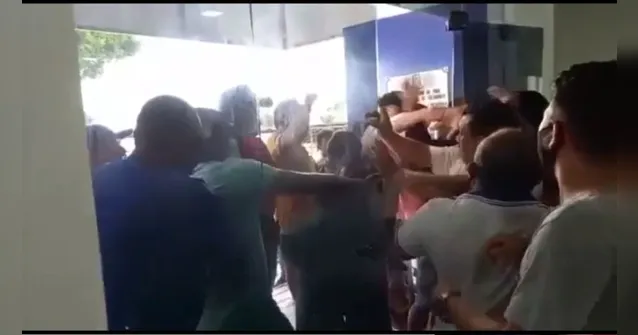 Imagem ilustrativa da notícia Ex-prefeito de Salinas agride com soco vereador da cidade