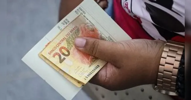 Imagem ilustrativa da notícia Pará: vale gás volta a ser pago nesta segunda (14)