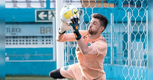 Imagem ilustrativa da notícia Goleiro vê Paysandu preparado para decisão da Copa do Brasil