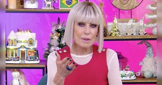 Imagem ilustrativa da notícia Ana Maria protesta com bolsa de botijão de gás 
