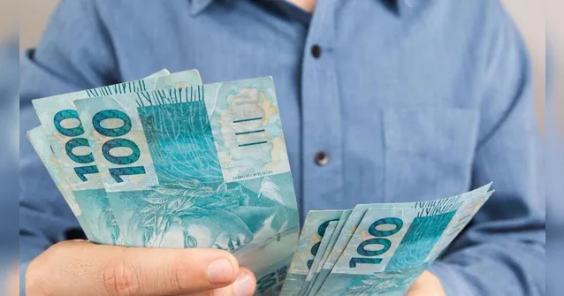 Imagem ilustrativa da notícia Vale a pena antecipar a restituição junto a um banco?
