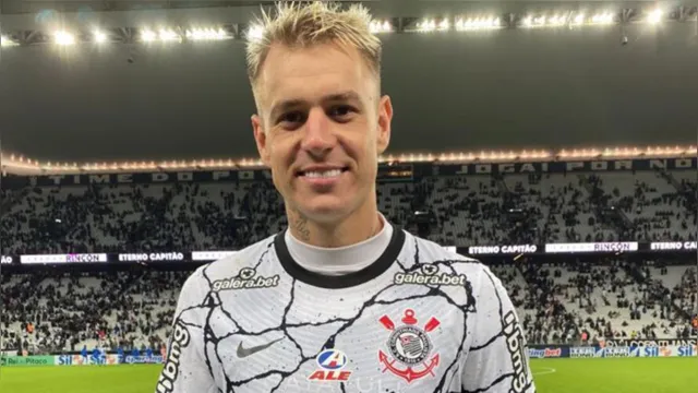 Imagem ilustrativa da notícia Roger Guedes faz hat-trick e Corinthians vence Avaí