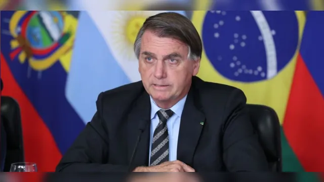 Imagem ilustrativa da notícia Bolsonaro quer reunião com WhatsApp e fechar acordo com TSE