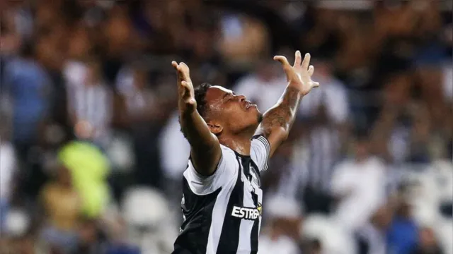 Imagem ilustrativa da notícia Botafogo goleia Volta Redonda e assume 3ª posição no Carioca