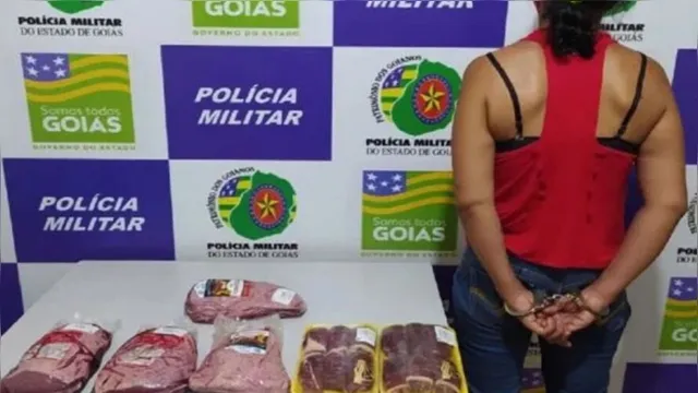 Imagem ilustrativa da notícia Mulher é presa após furtar picanha e bife no valor de R$ 544