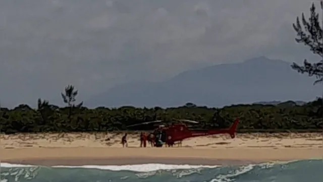 Imagem ilustrativa da notícia RJ: 6 são resgatados em ilha deserta após naufrágio em Angra