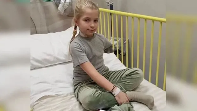 Imagem ilustrativa da notícia Ucraniana de 9 anos perde braço ao ser alvejada por russos