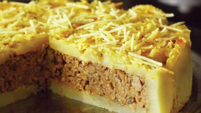 Imagem ilustrativa da notícia Receita de domingo do DOL: torta de batata com carne moída
