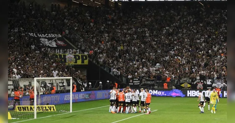 Imagem ilustrativa da notícia Video: Corinthians vai a semifinal após vencer o Guarani