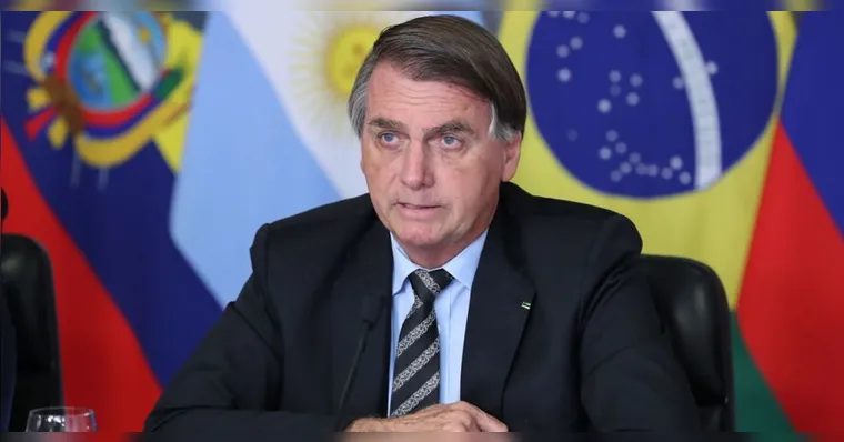 Imagem ilustrativa da notícia Bolsonaro quer reunião com WhatsApp e fechar acordo com TSE