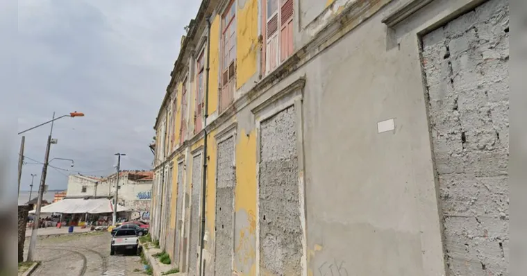 Imagem ilustrativa da notícia Morador de rua morre após tentar escalar casarão em Belém