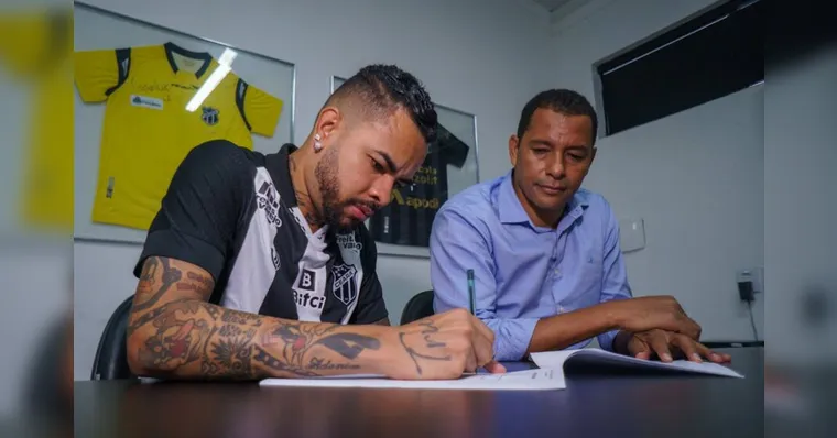 Imagem ilustrativa da notícia Ceará contrata atacante que deixou clube da Ucrânia