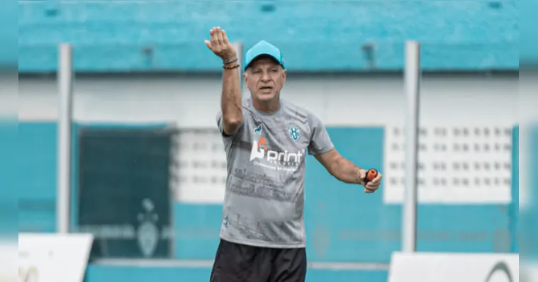 Imagem ilustrativa da notícia Técnico exalta força do Paysandu após estreia com desfalques