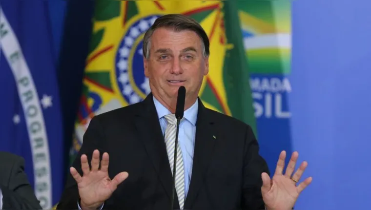 Imagem ilustrativa da notícia Bolsonaro admite ter feito ato que já chamou de crime