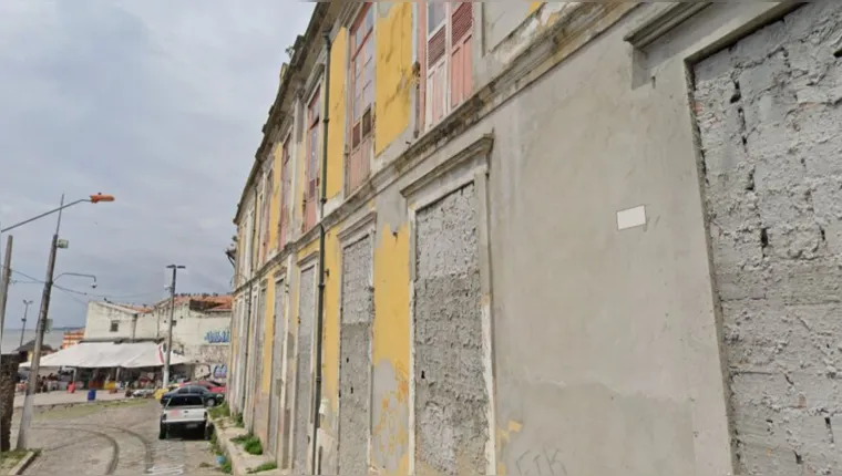 Imagem ilustrativa da notícia Morador de rua morre após tentar escalar casarão em Belém