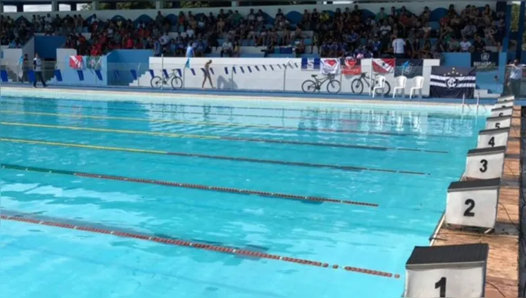 Imagem ilustrativa da notícia Campeão César Cielo acompanha torneio de natação em Belém