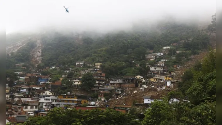 Imagem ilustrativa da notícia Vídeo: chuva forte de domingo deixa 5 mortos em Petrópolis