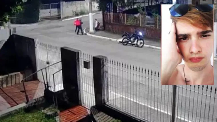 Imagem ilustrativa da notícia Vídeo: Jovem se ajoelha antes de ser morto em assalto